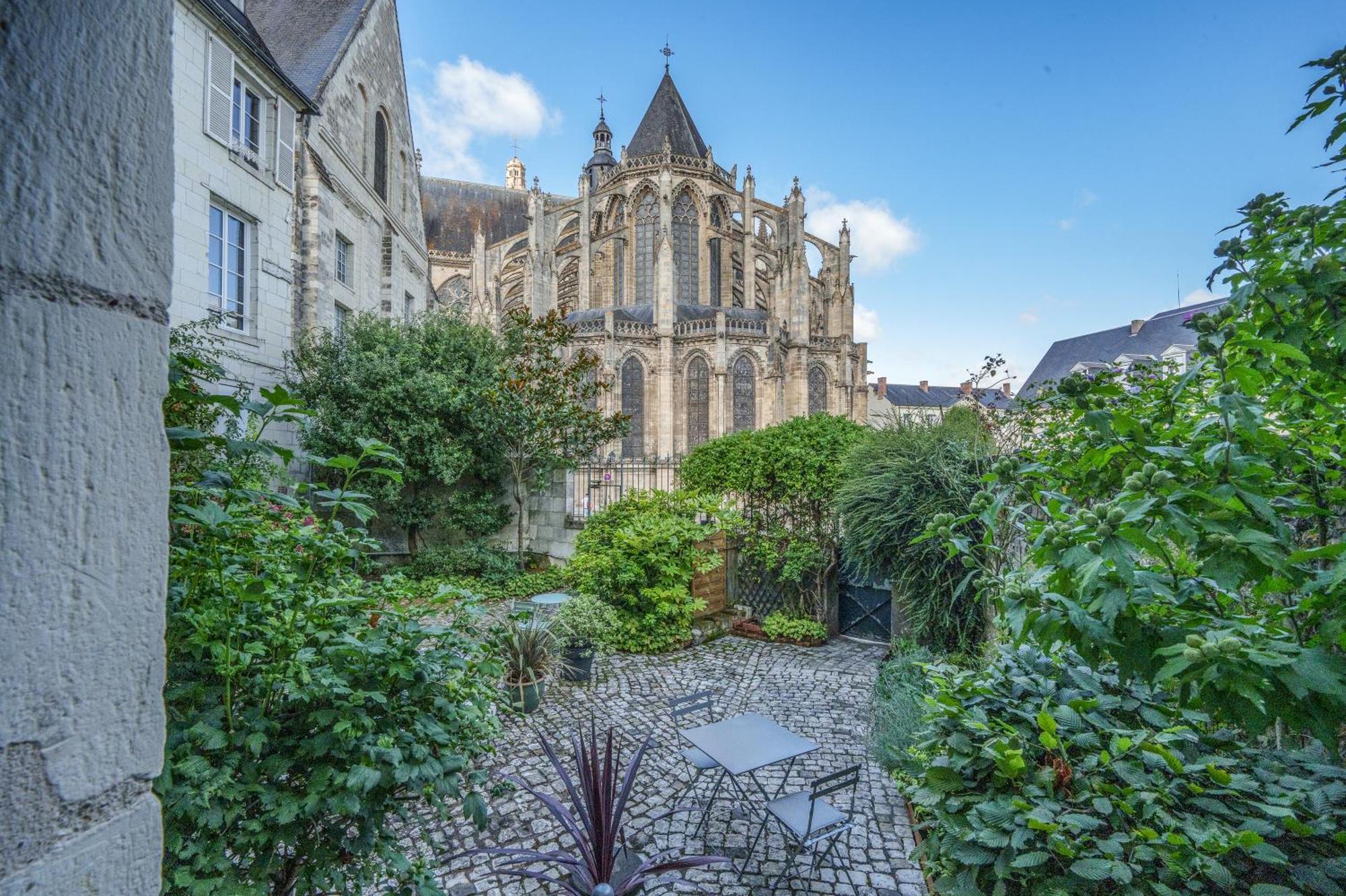 Appartement Raffine Vue Cathedrale, Jardin, Wifi Tours Zewnętrze zdjęcie