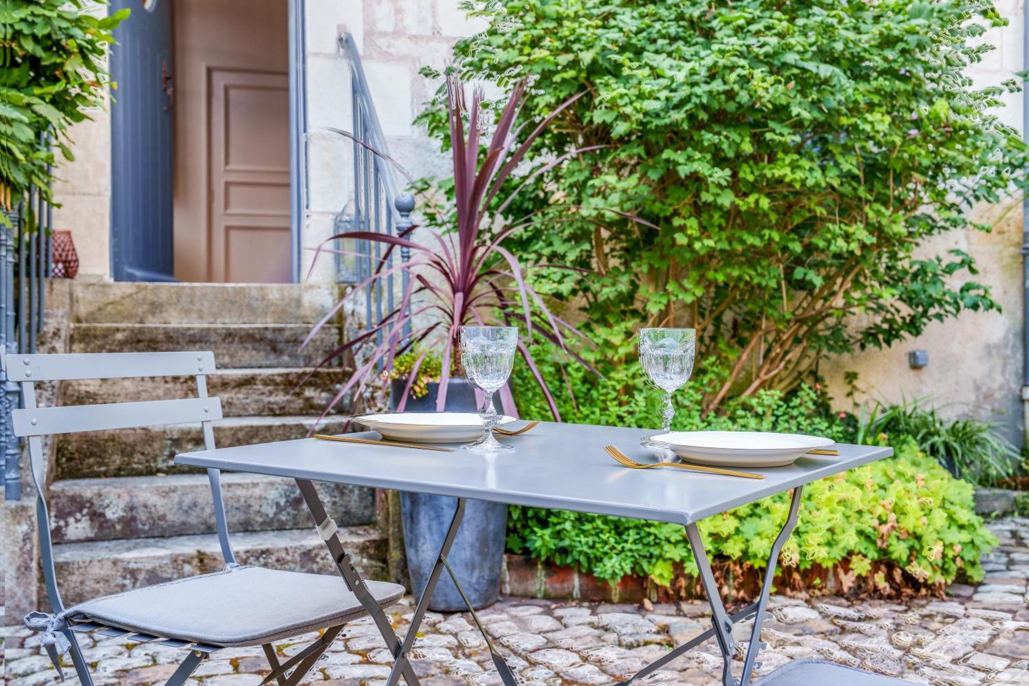 Appartement Raffine Vue Cathedrale, Jardin, Wifi Tours Zewnętrze zdjęcie