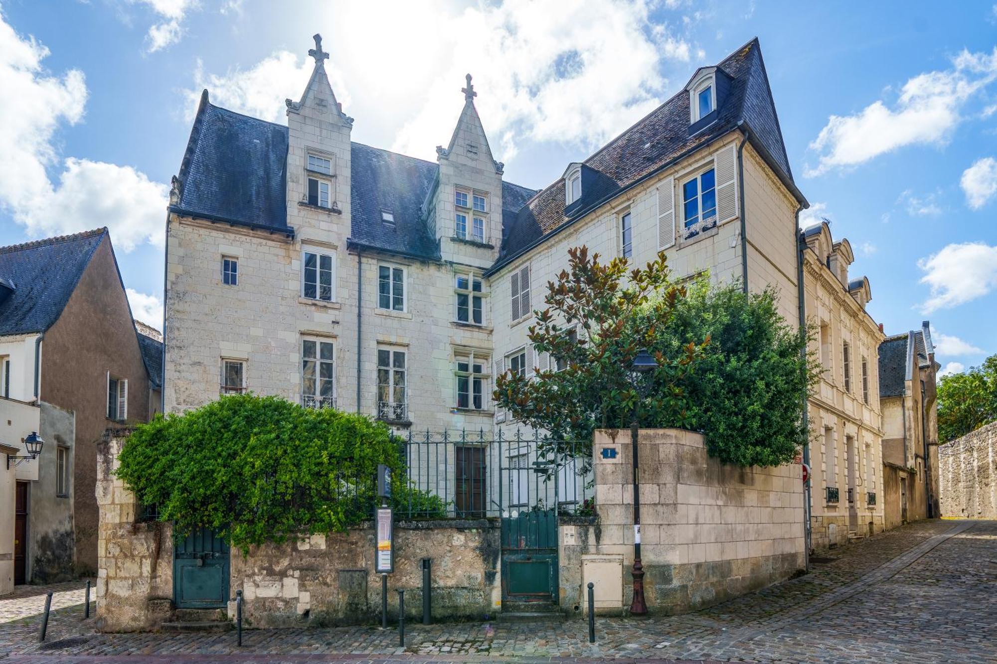 Appartement Raffine Vue Cathedrale, Jardin, Wifi Tours Zewnętrze zdjęcie