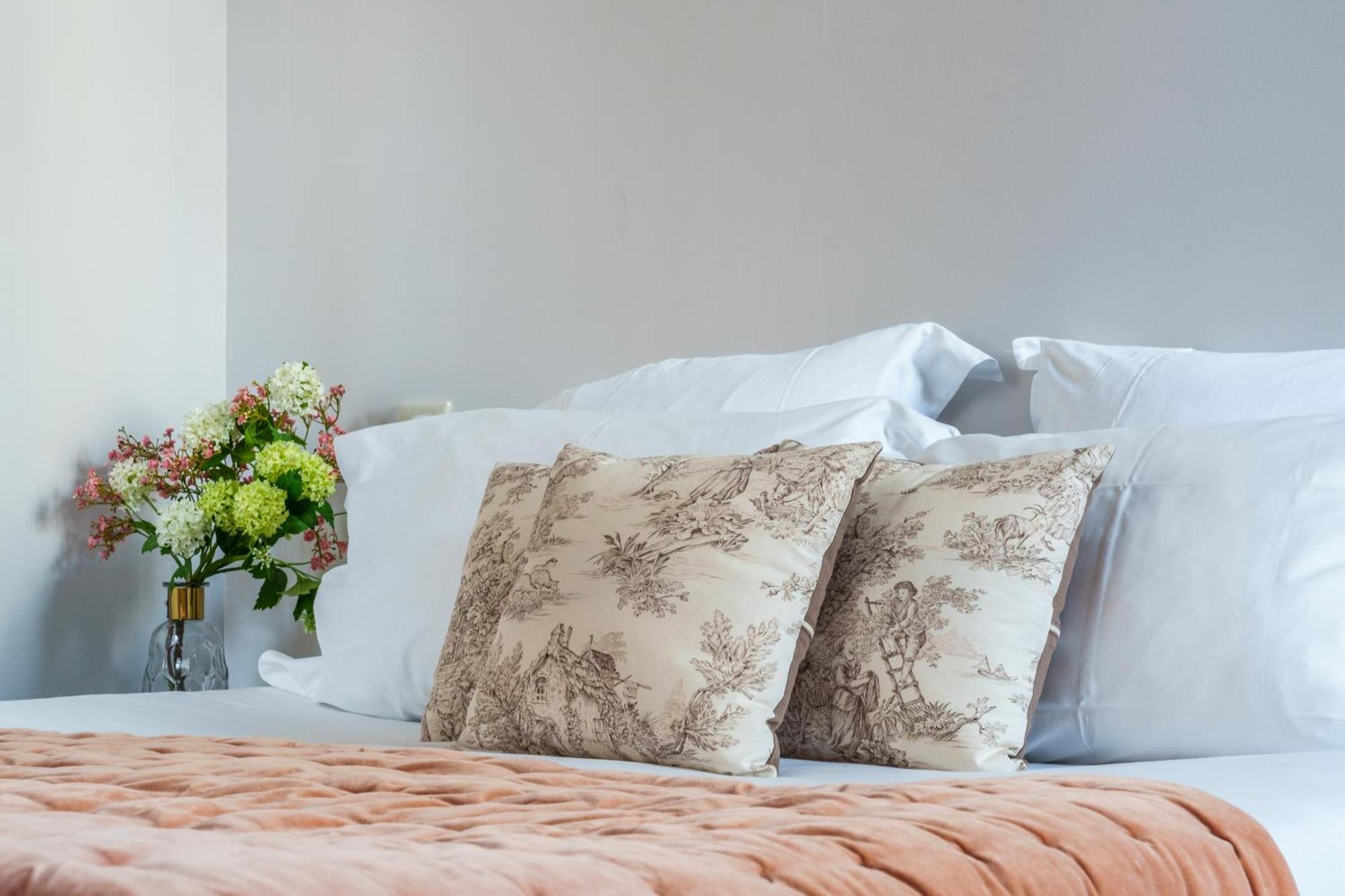 Appartement Raffine Vue Cathedrale, Jardin, Wifi Tours Zewnętrze zdjęcie