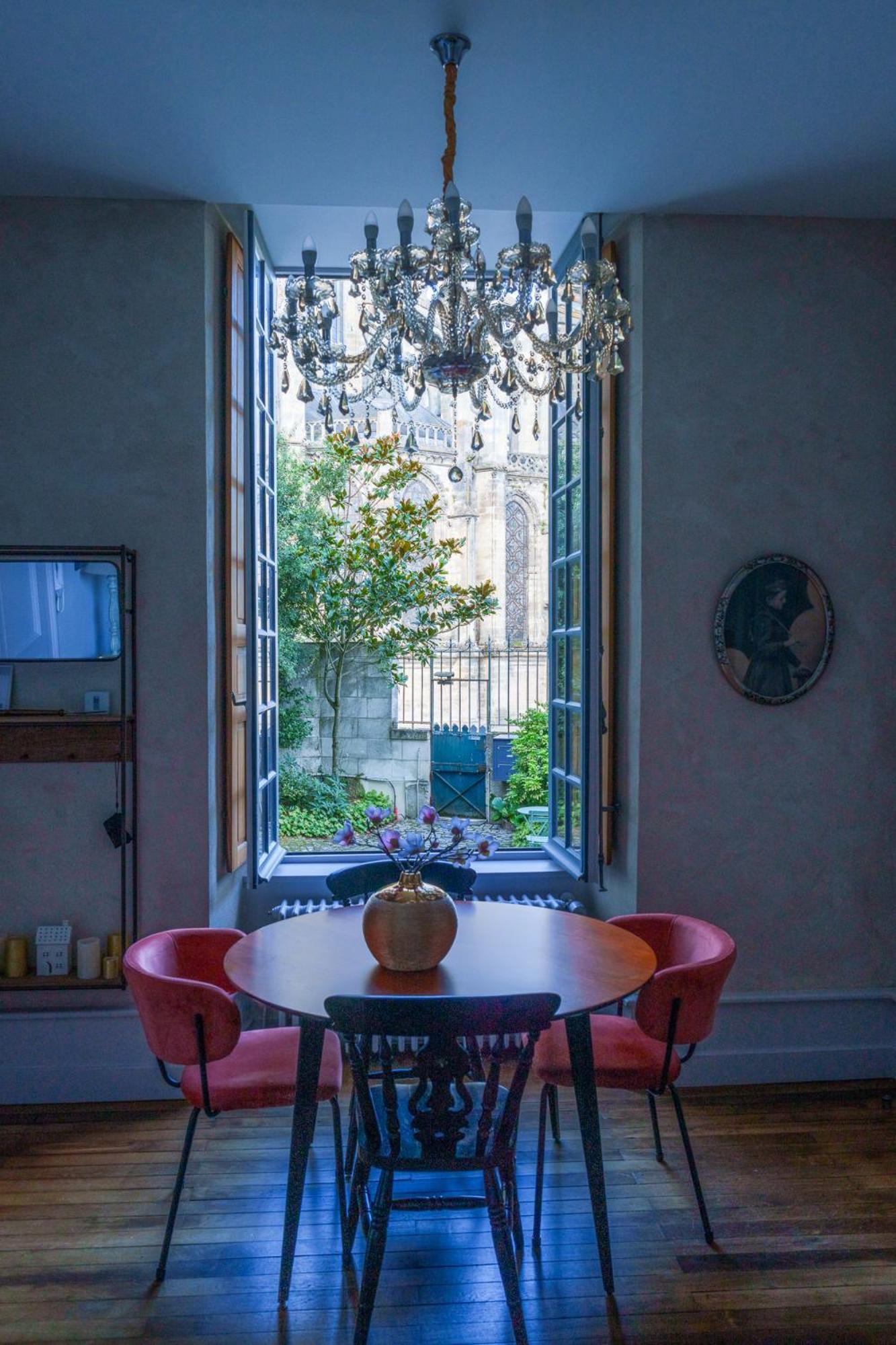 Appartement Raffine Vue Cathedrale, Jardin, Wifi Tours Zewnętrze zdjęcie